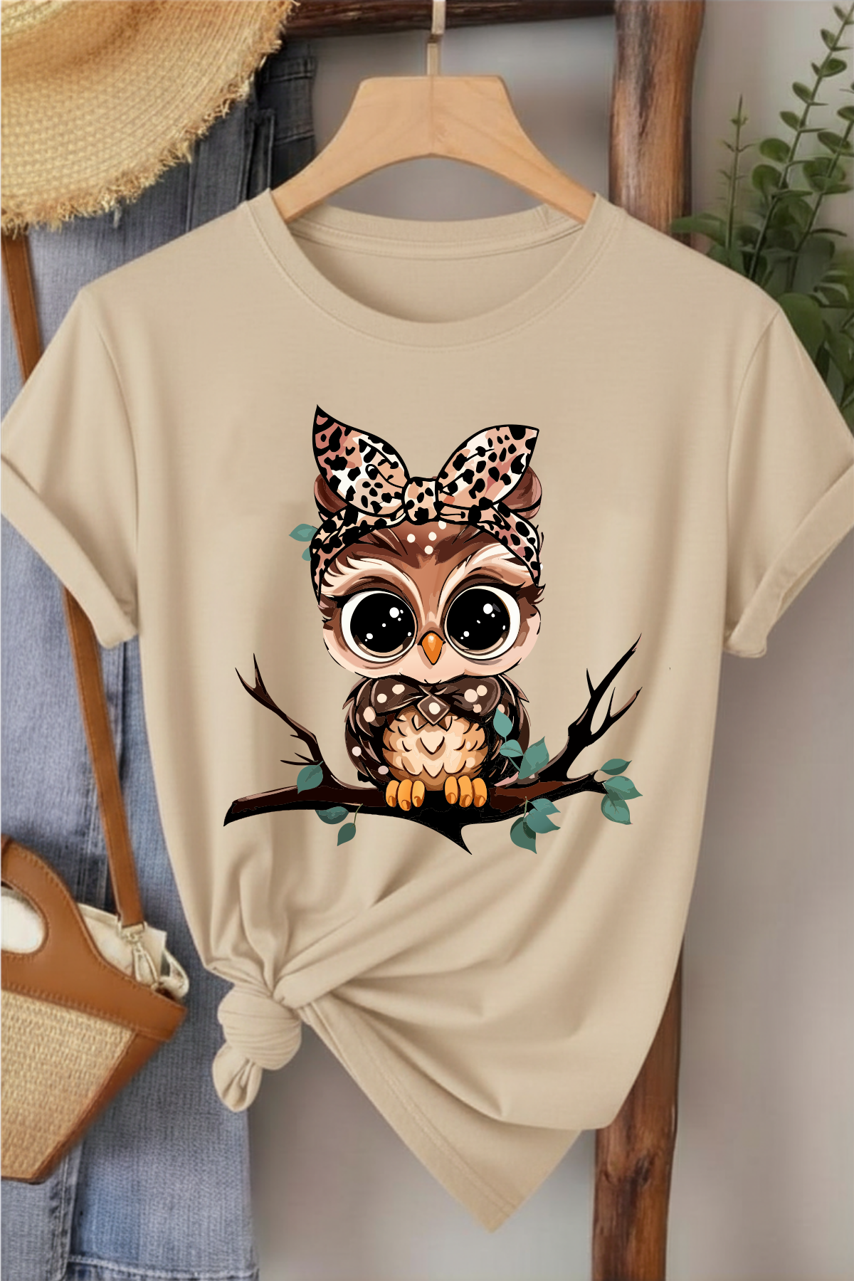 Leopar Kurdeleli Baykuş - Bej Baskılı Pamuk T-shirt