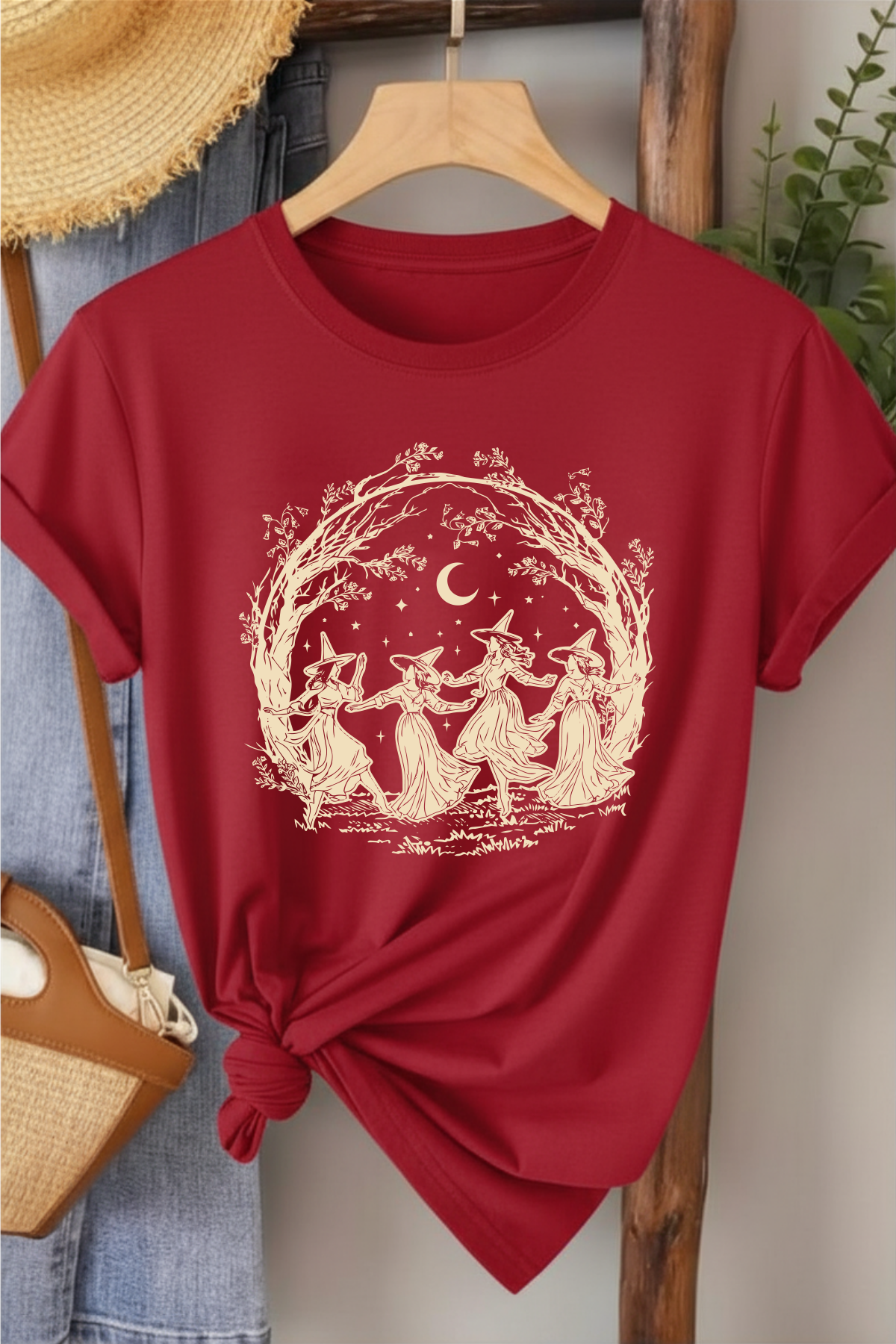 Cadılar Birliği - Kırmızı Baskılı Pamuk T-shirt