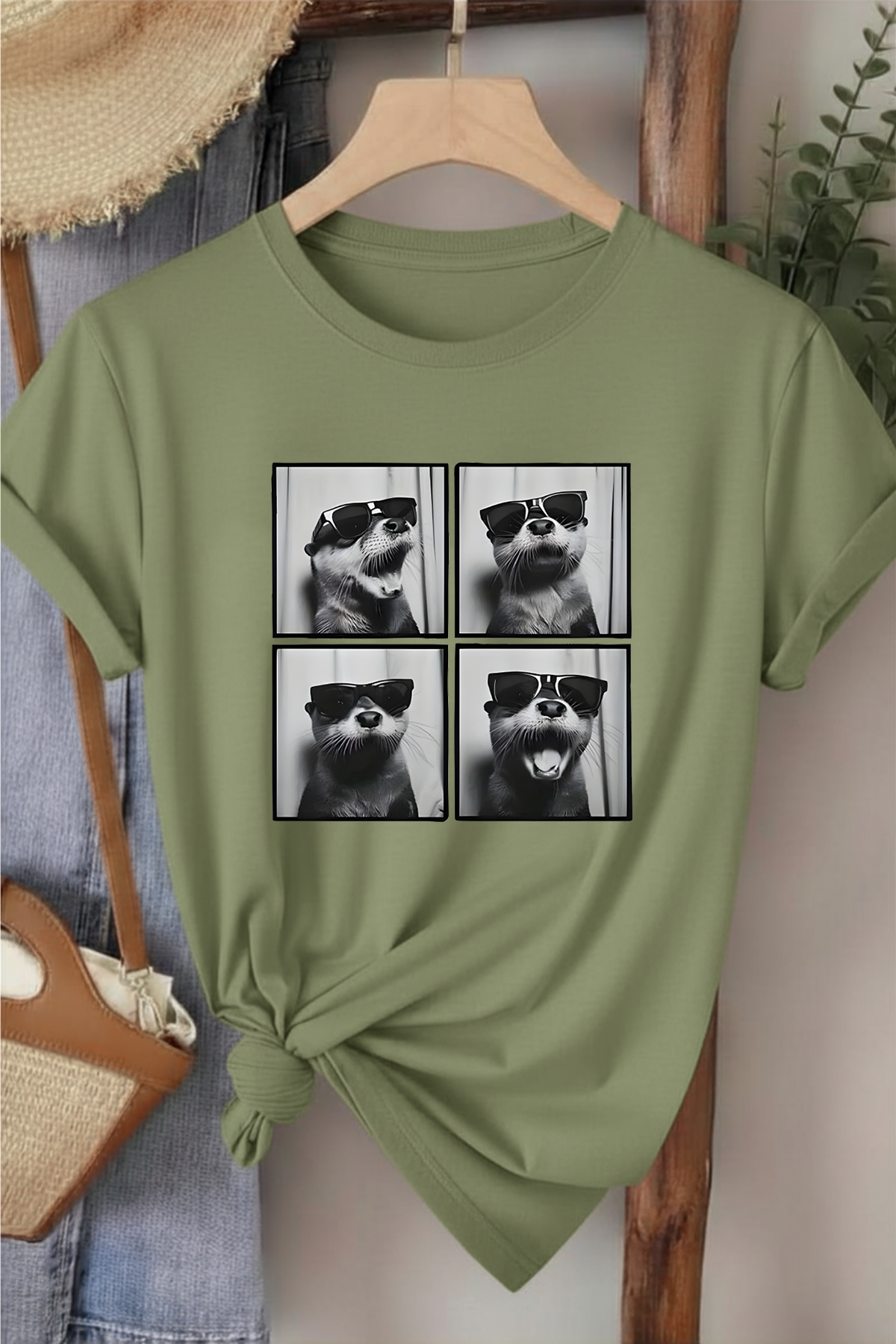 Gözlüklü Fok Pozlar - Haki Yeşili Baskılı Pamuk T-shirt