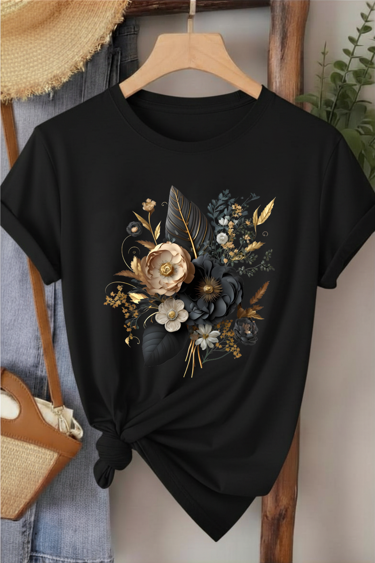 Siyah Çiçek Buketi - Siyah Baskılı Pamuk T-shirt