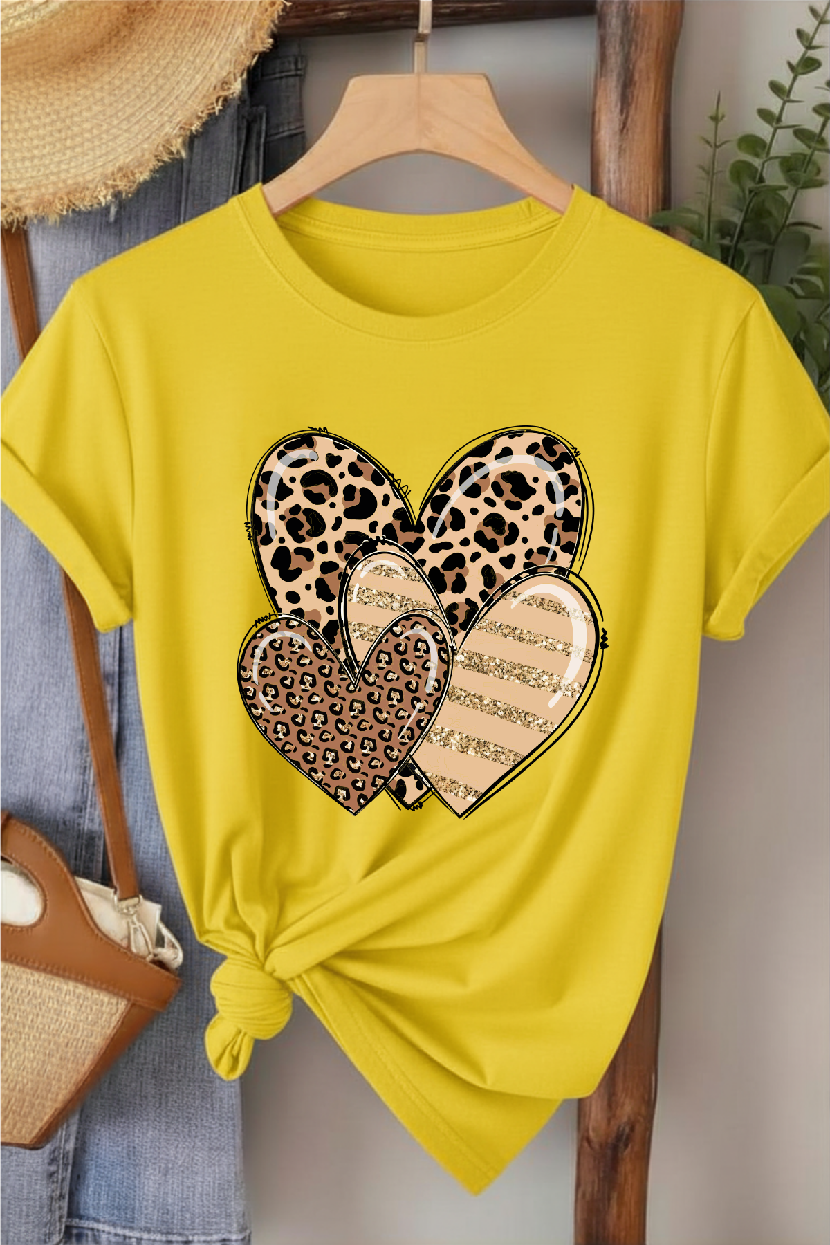 Leopar Üçlü Kalp - Sarı Baskılı Pamuk T-shirt