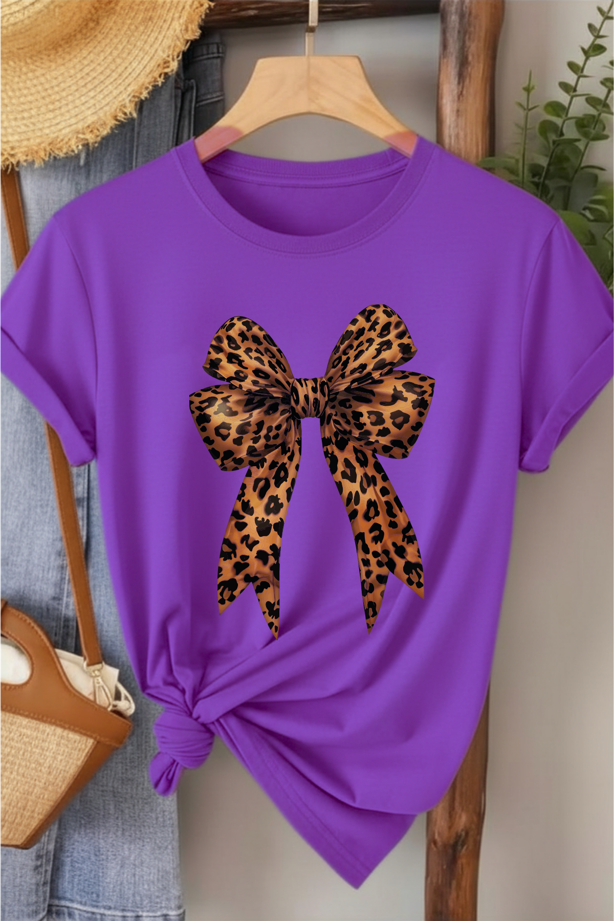 Leopar Kurdele - Mor Baskılı Pamuk T-shirt