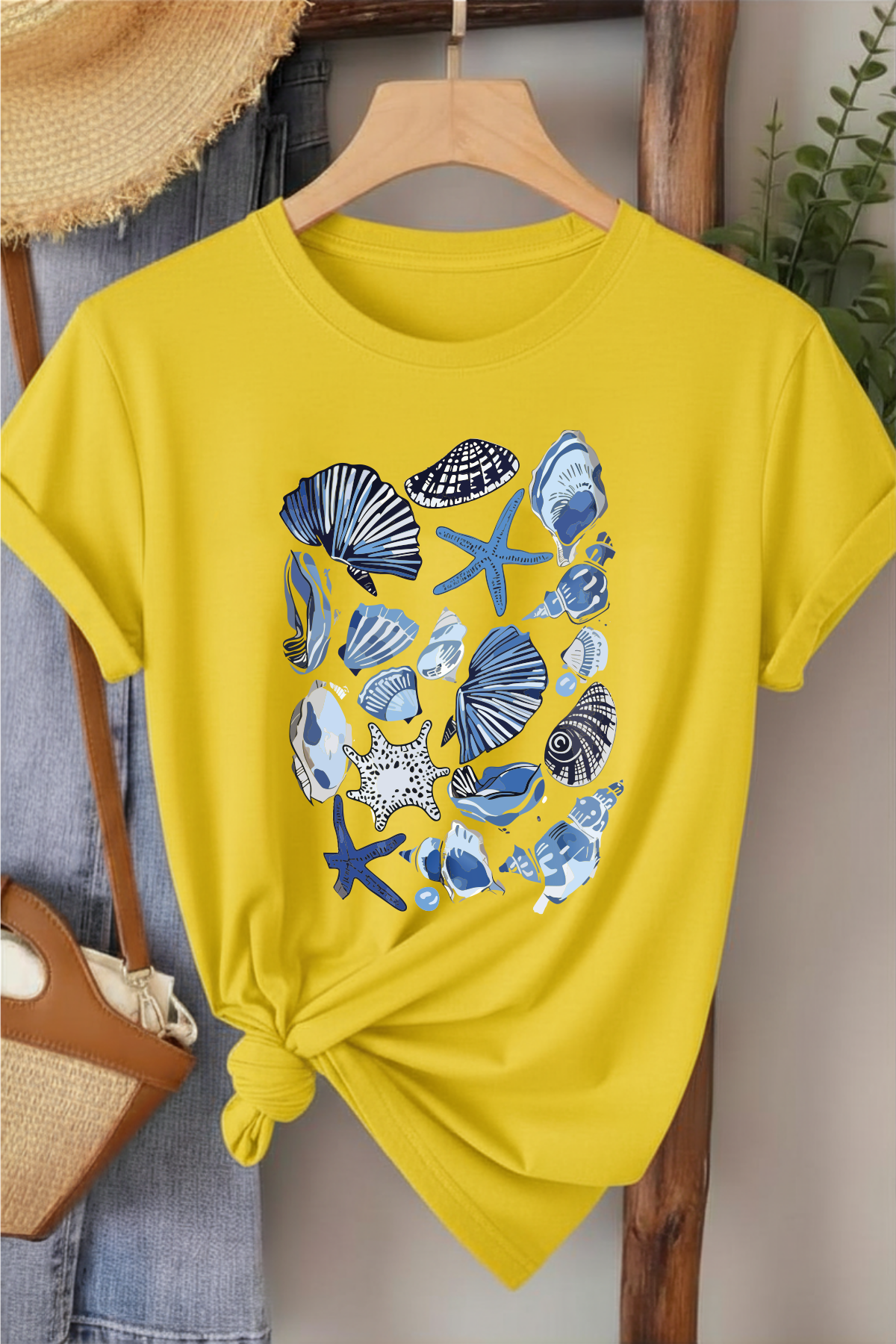 Deniz Kabukları - Sarı Baskılı Pamuk T-shirt